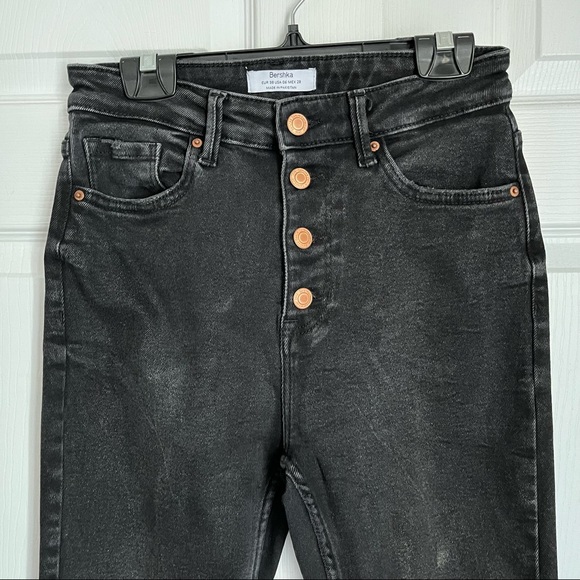 BERSHKA BUTTON FLY BLACK SKINNY JEAN - Picture 5 of 13